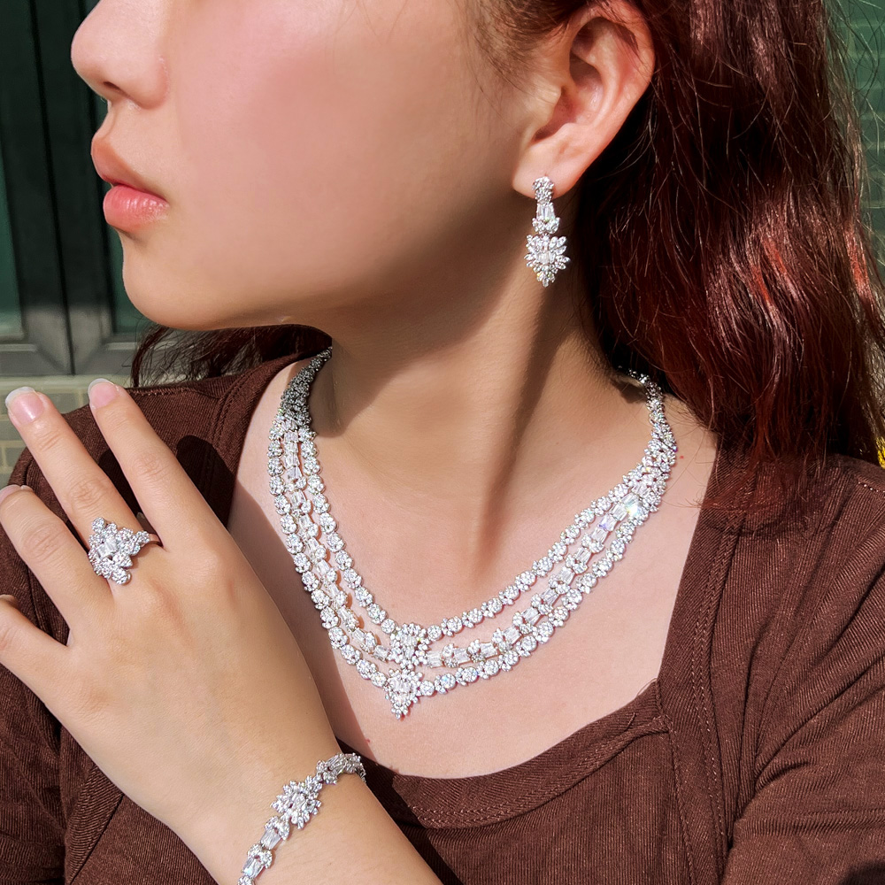 Women Fashion Uae - สร้อยคอเพชรคิวบิกเซอร์โคเนียหรูหรา CWWZircons ชุดใหญ่ 4 ชิ้น สไตล์ดูไบ