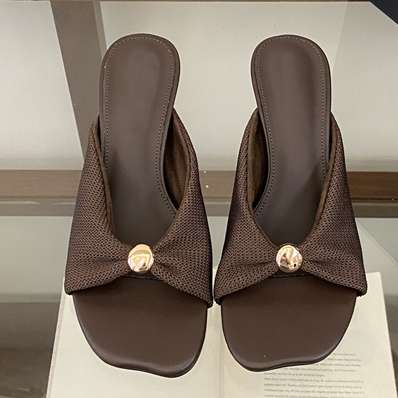 Women'S Fashion Designer Clothes - ลิคเก้รองเท้าแตะฤดูร้อนผู้หญิงแฟชั่นโลหะตกแต่งสแควร์ทูรองเท้าส้นเตี้ยรองเท้าดีไซเนอร์สไลด์ซาปาตอส เด มูเยร์