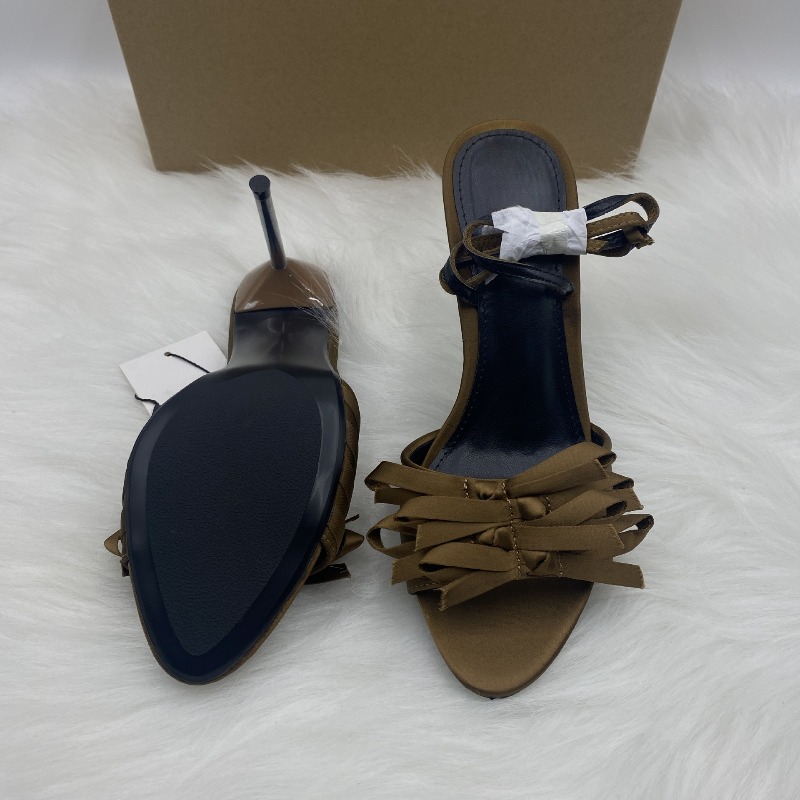 รองเท้าส้นสูงแบบรัดข้อเท้า แบร - Women'S Fashion Brand Shoes บทวิจารณ์และราคา