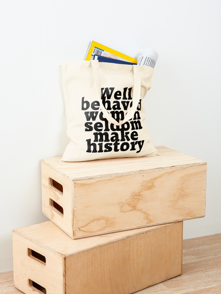 ผู้หญิงที่มีพฤติกรรมดีไม่บ่อยค - Women Fashion History บทวิจารณ์และราคา